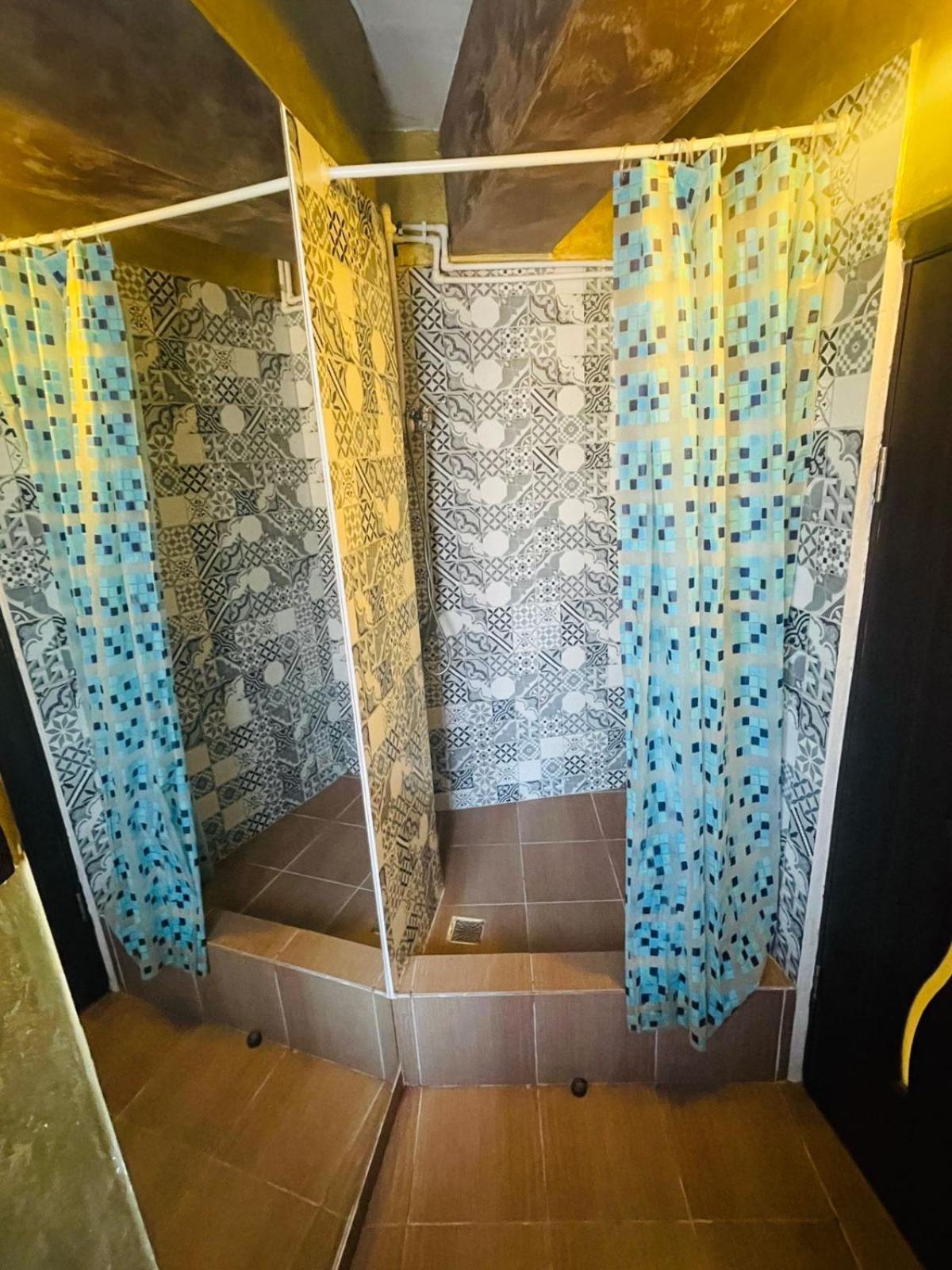 יאשי Urban Rez Suites מראה חיצוני תמונה